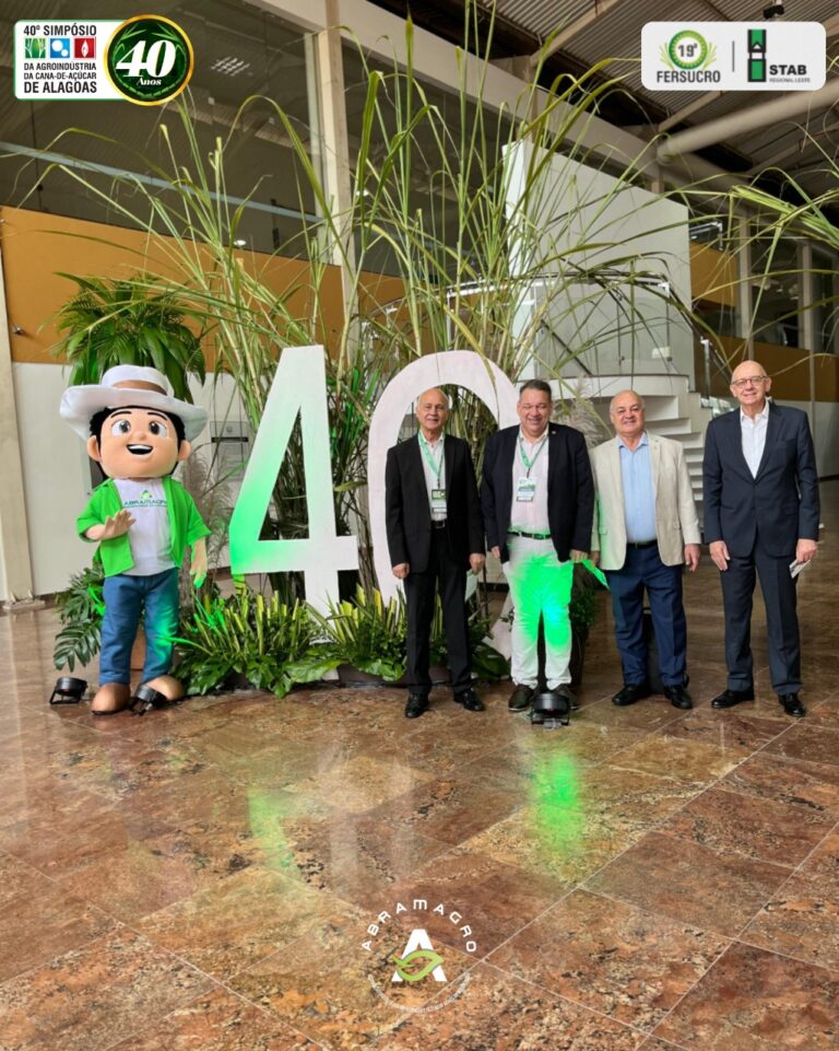 Leia mais sobre o artigo ABRAMAGRO marca presença na 19ª Fersucro e no 40º Simpósio da Agroindústria da Cana-de-Açúcar.
